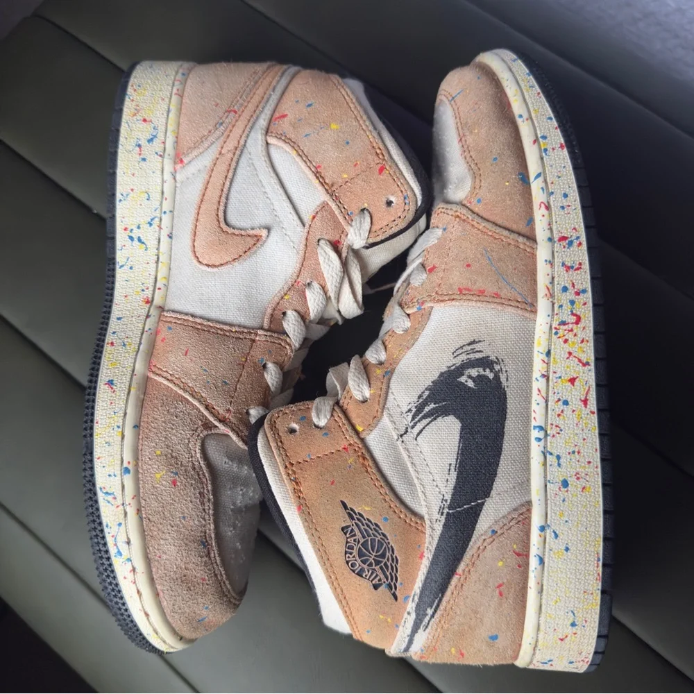 Nike Air Jordan 1 Mid‎ SE 